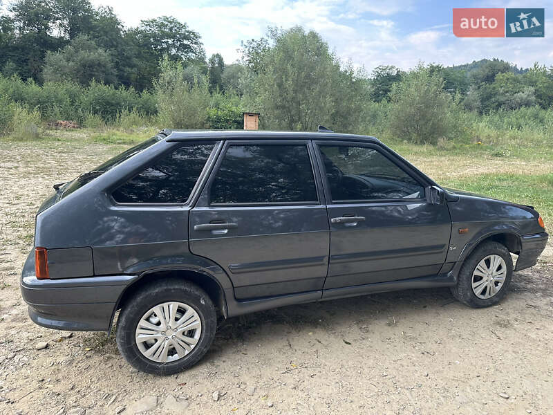 Хэтчбек ВАЗ / Lada 2114 Samara 2013 в Делятине