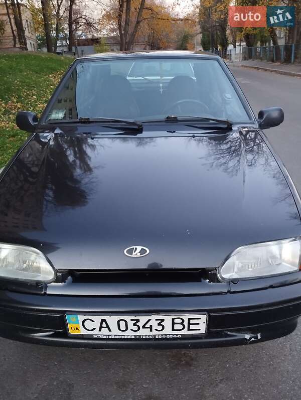 Хэтчбек ВАЗ / Lada 2114 Samara 2011 в Каневе