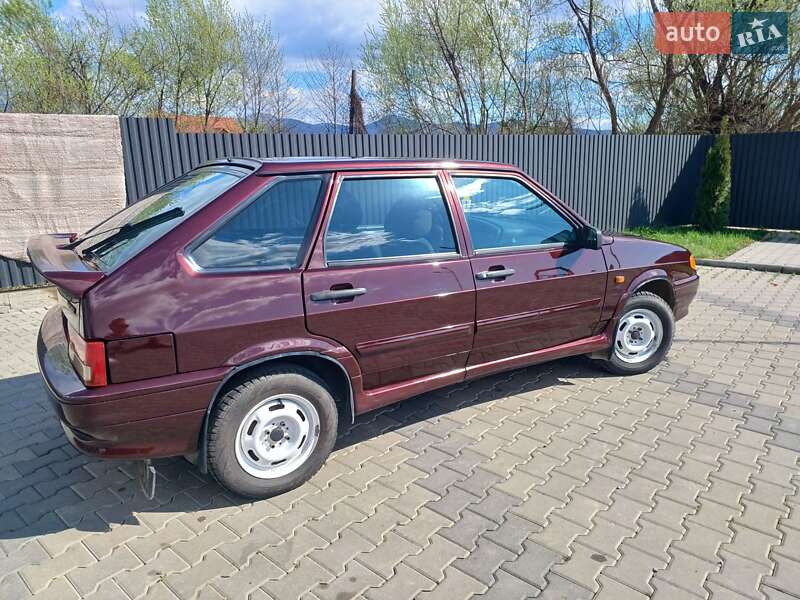 Хетчбек ВАЗ / Lada 2114 Samara 2011 в Ужгороді