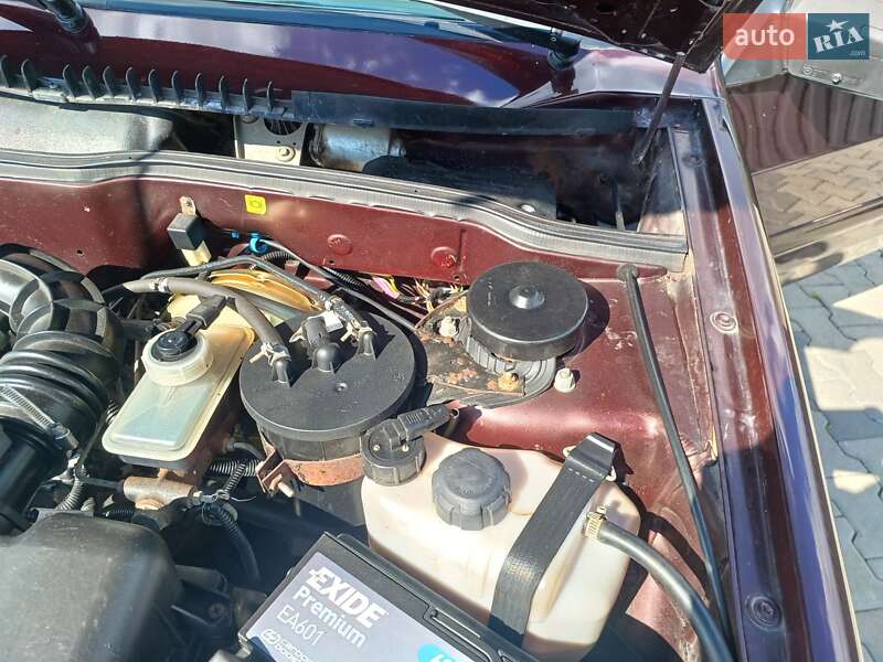Хетчбек ВАЗ / Lada 2114 Samara 2011 в Ужгороді