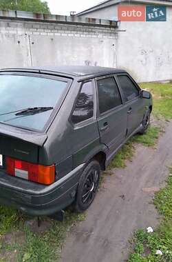 Хэтчбек ВАЗ 2114 Samara 2006 в 