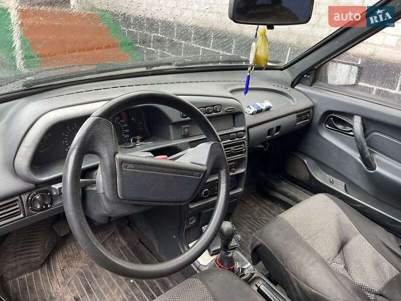 Хэтчбек ВАЗ / Lada 2114 Samara 2010 в Житомире