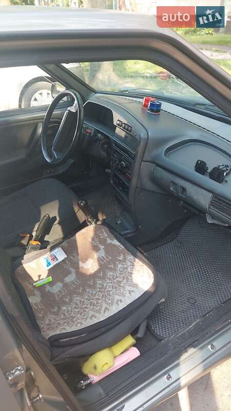 Хэтчбек ВАЗ / Lada 2114 Samara 2007 в Киеве