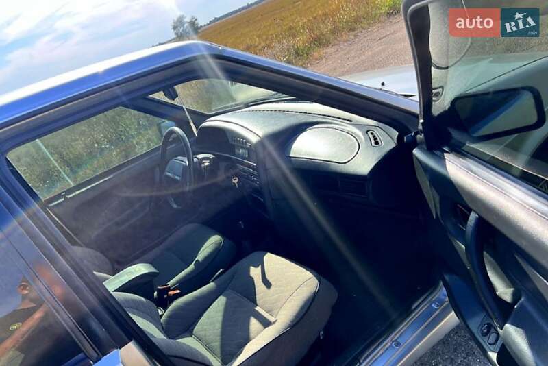 Хэтчбек ВАЗ / Lada 2114 Samara 2004 в Днепре