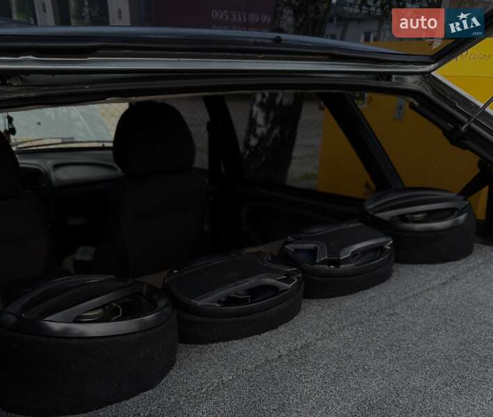 Хэтчбек ВАЗ / Lada 2114 Samara 2006 в Черновцах фото 7 Хэтчбек ВАЗ / Lada 2114 Samara 2006 в Черновцах