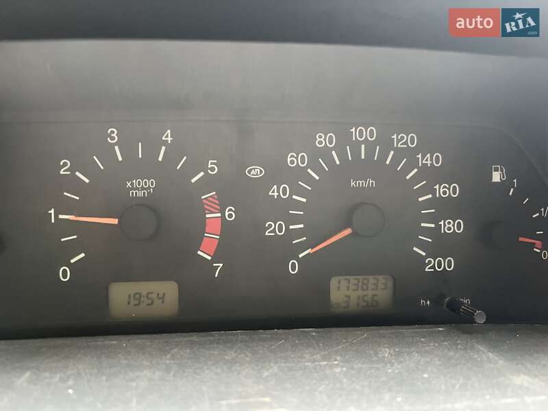 Хэтчбек ВАЗ / Lada 2114 Samara 2010 в Николаеве фото 15 Хэтчбек ВАЗ / Lada 2114 Samara 2010 в Николаеве