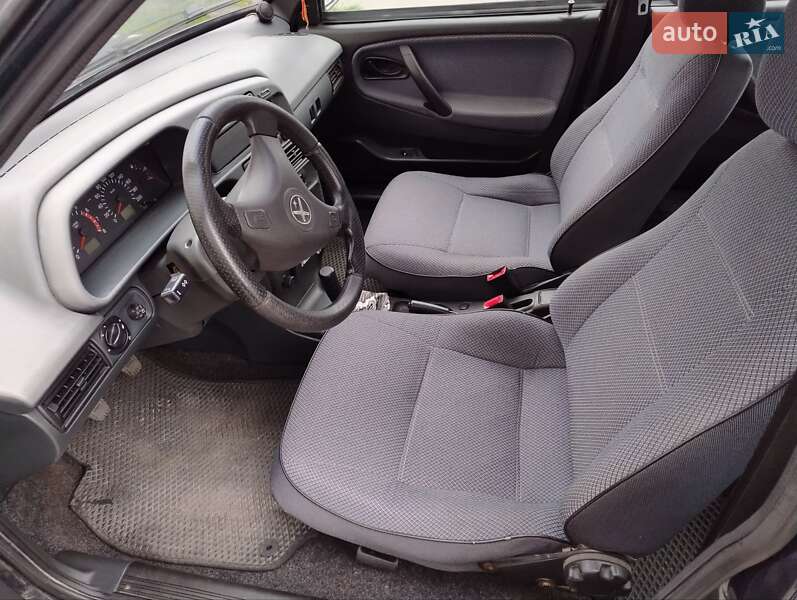 Хэтчбек ВАЗ / Lada 2114 Samara 2007 в Виннице фото 8 Хэтчбек ВАЗ / Lada 2114 Samara 2007 в Виннице