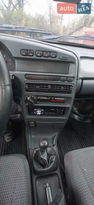 Хэтчбек ВАЗ / Lada 2114 Samara 2013 в Кременчуге фото 14 Хэтчбек ВАЗ / Lada 2114 Samara 2013 в Кременчуге