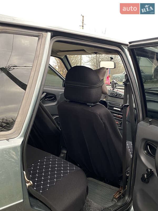 Хэтчбек ВАЗ / Lada 2114 Samara 2011 в Солотвине фото 5 Хэтчбек ВАЗ / Lada 2114 Samara 2011 в Солотвине