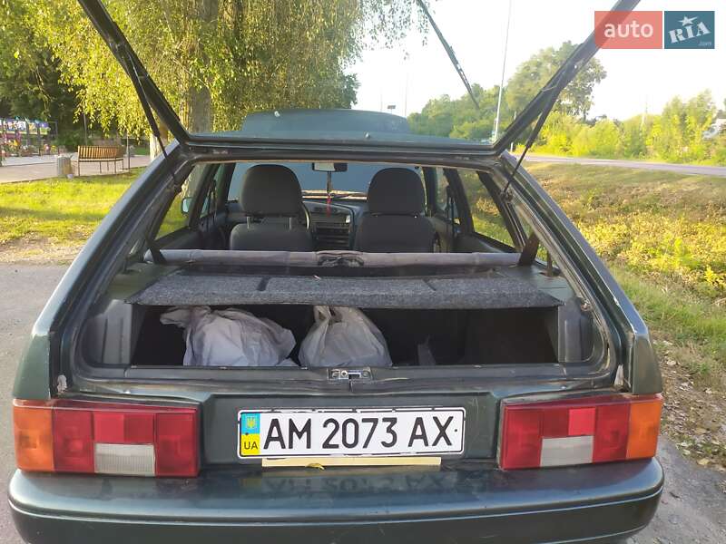 Хэтчбек ВАЗ / Lada 2114 Samara 2008 в Житомире фото 13 Хэтчбек ВАЗ / Lada 2114 Samara 2008 в Житомире