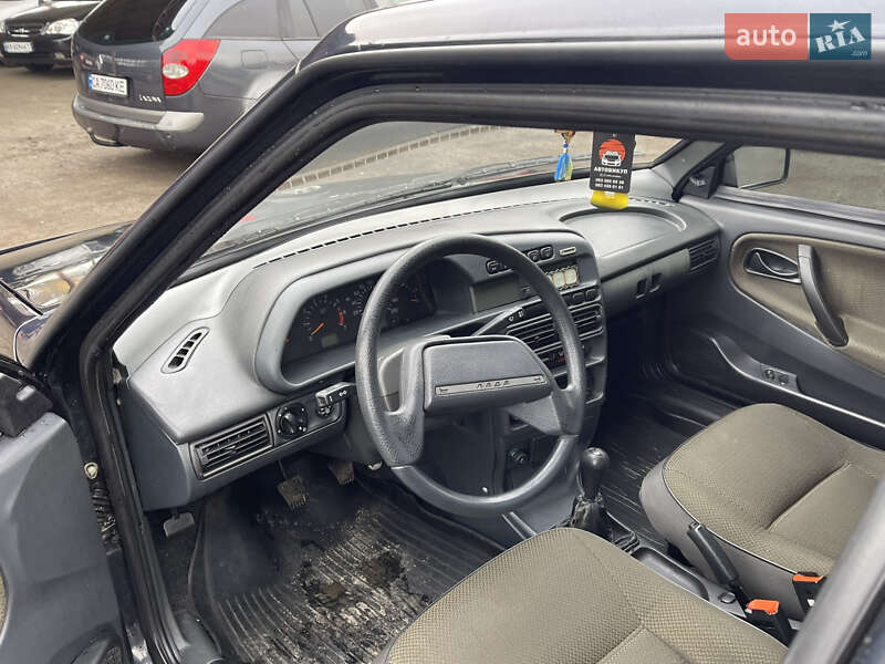 Хэтчбек ВАЗ / Lada 2114 Samara 2006 в Золотоноше фото 7 Хэтчбек ВАЗ / Lada 2114 Samara 2006 в Золотоноше