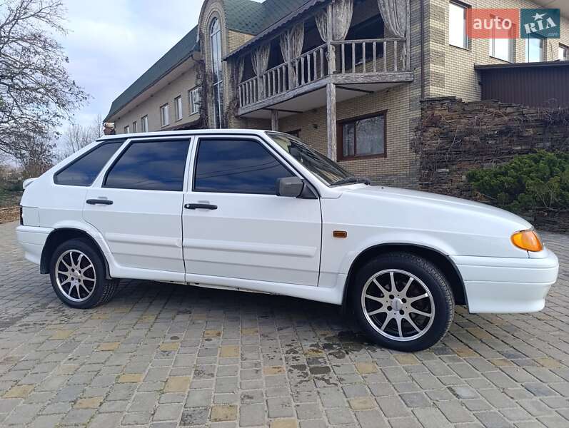 Хэтчбек ВАЗ / Lada 2114 Samara 2011 в Харькове фото 6 Хэтчбек ВАЗ / Lada 2114 Samara 2011 в Харькове