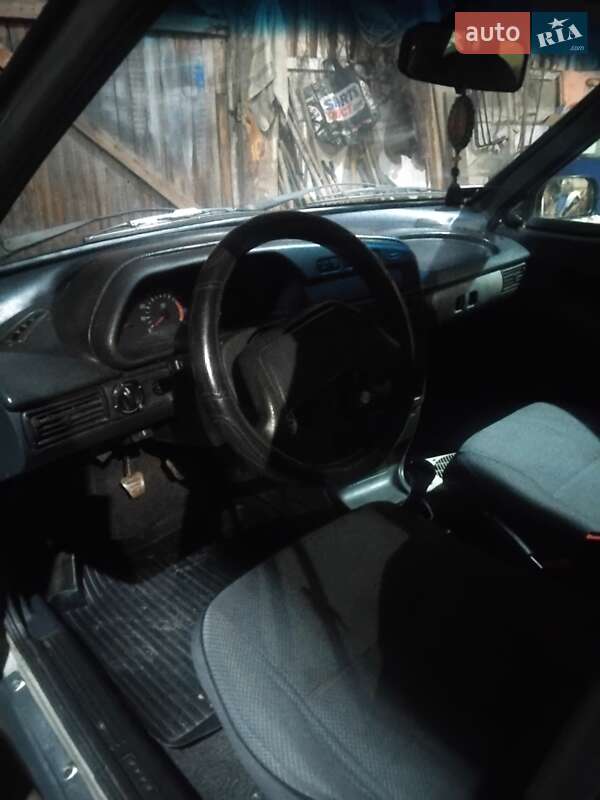 Хэтчбек ВАЗ / Lada 2114 Samara 2009 в Ивано-Франковске фото 4 Хэтчбек ВАЗ / Lada 2114 Samara 2009 в Ивано-Франковске