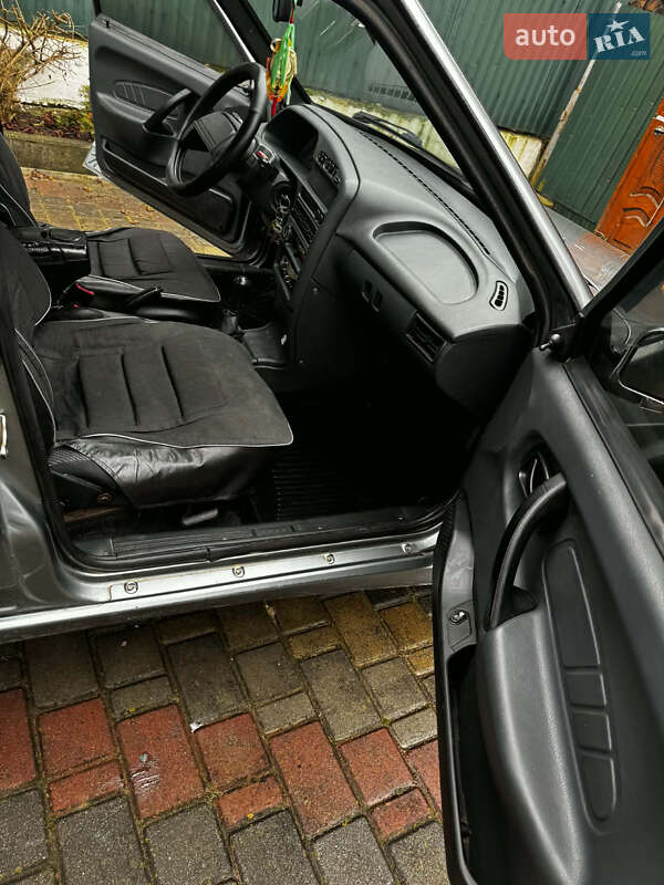 Хетчбек ВАЗ / Lada 2114 Samara 2010 в Івано-Франківську