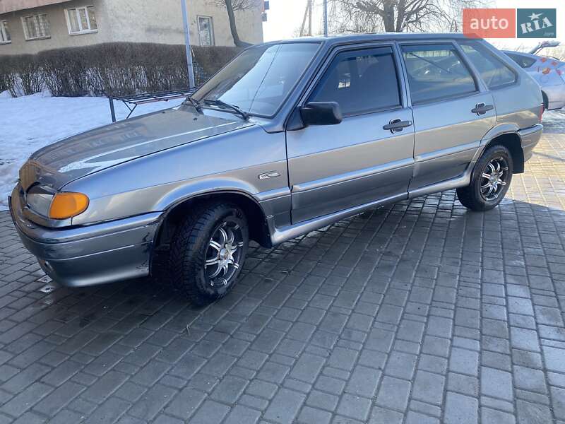 Хэтчбек ВАЗ / Lada 2114 Samara 2007 в Черновцах фото 3 Хэтчбек ВАЗ / Lada 2114 Samara 2007 в Черновцах