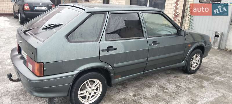 Хэтчбек ВАЗ / Lada 2114 Samara 2010 в Толстом