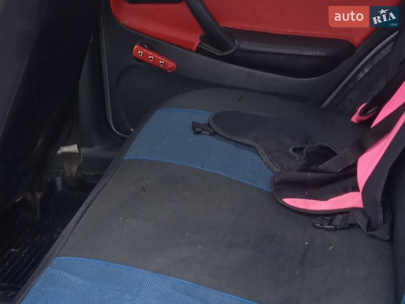 Хэтчбек ВАЗ / Lada 2114 Samara 2007 в Золочеве