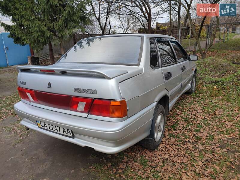Седан ВАЗ / Lada 2115 Samara 2004 в Корсуне-Шевченковском