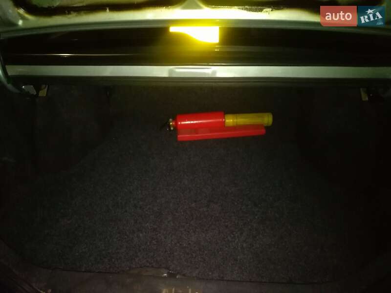 Седан ВАЗ / Lada 2115 Samara 2003 в Золотоноші