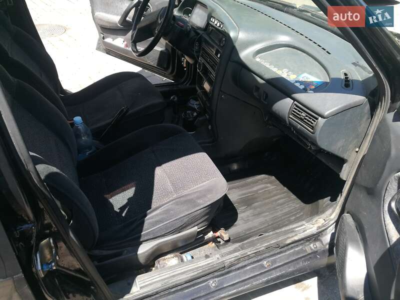 Седан ВАЗ / Lada 2115 Samara 2010 в Ивано-Франковске