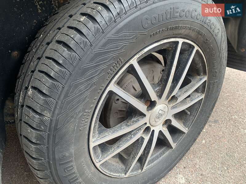 Седан ВАЗ / Lada 2115 Samara 2004 в Славутиче