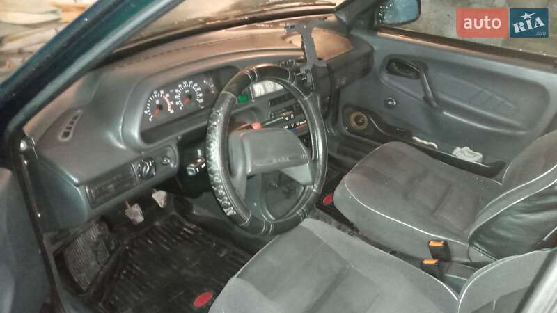 Седан ВАЗ / Lada 2115 Samara 2003 в Покровську
