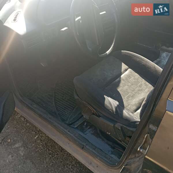 Седан ВАЗ / Lada 2115 Samara 2006 в Самборе