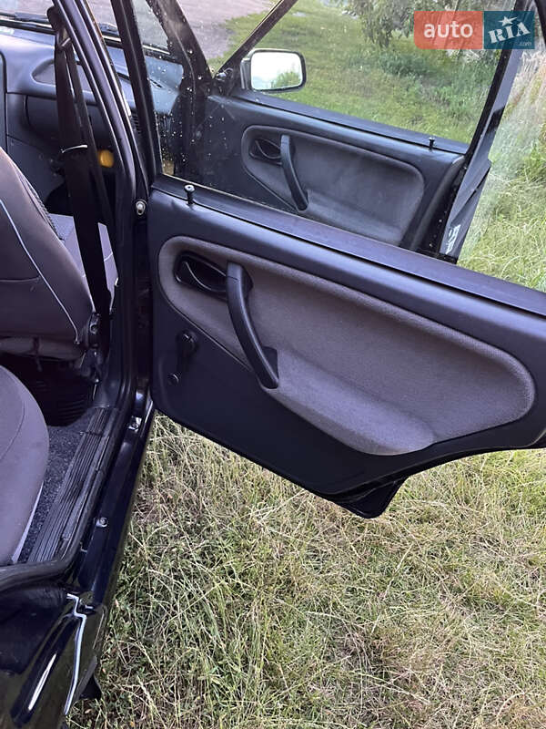 Седан ВАЗ / Lada 2115 Samara 2010 в Житомире