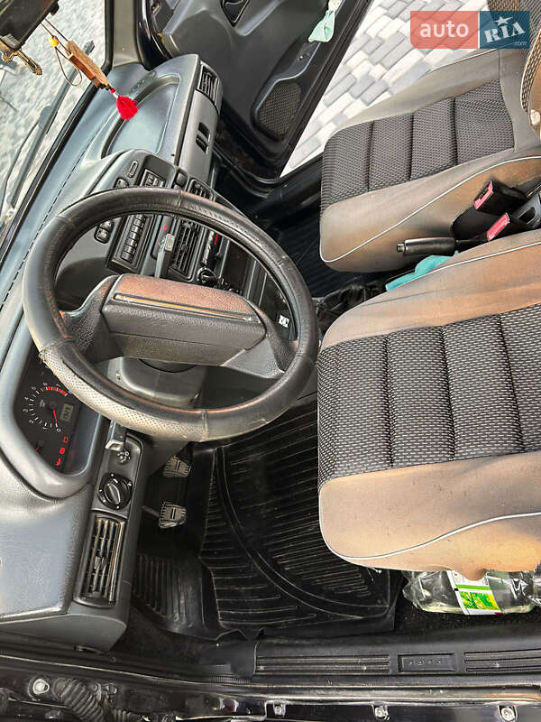 Седан ВАЗ / Lada 2115 Samara 2010 в Вижниці