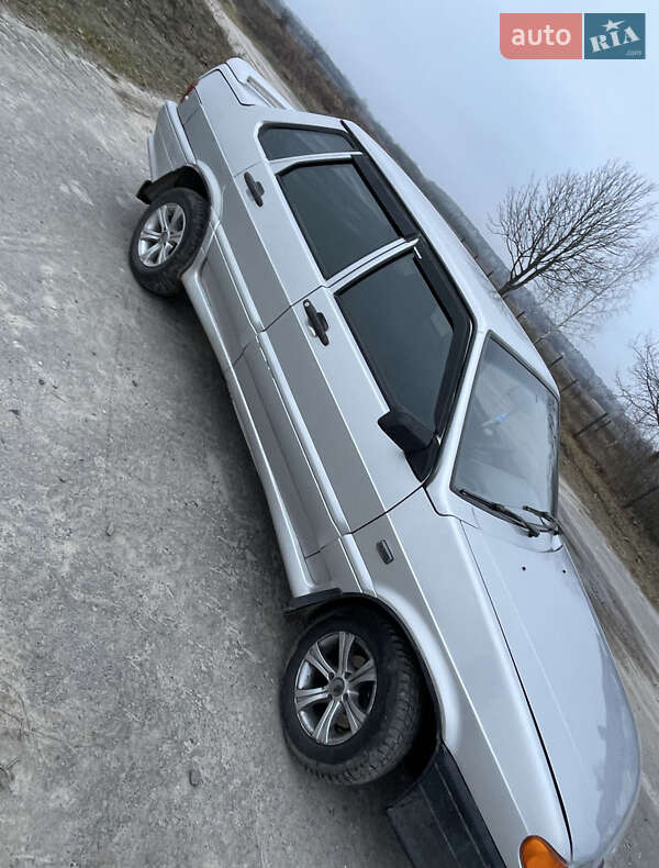 ВАЗ / Lada 2115 Samara 2005