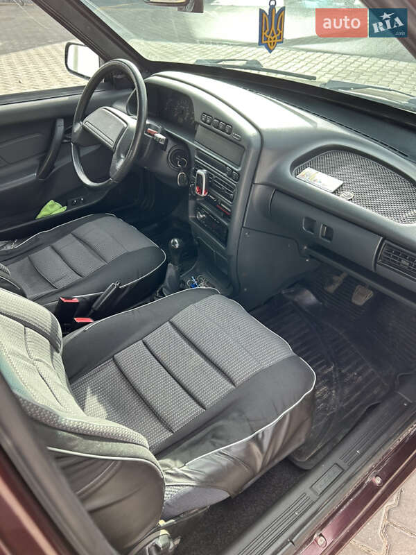 Седан ВАЗ / Lada 2115 Samara 2012 в Николаеве