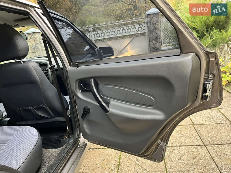 Седан ВАЗ / Lada 2115 Samara 2008 в Тячеве