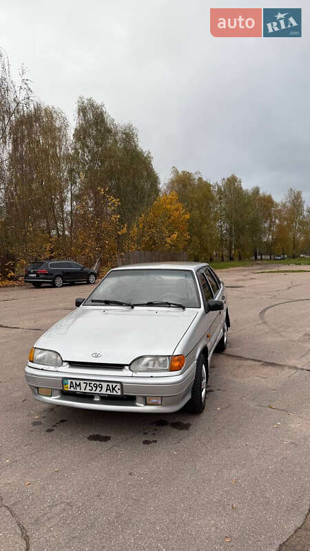 Седан ВАЗ / Lada 2115 Samara 2004 в Емильчине