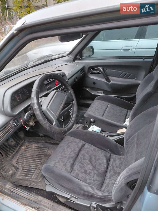 Седан ВАЗ / Lada 2115 Samara 2003 в Конотопі фото 2 Седан ВАЗ / Lada 2115 Samara 2003 в Конотопі