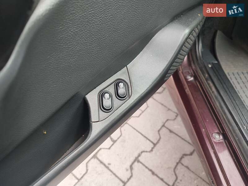 Седан ВАЗ / Lada 2115 Samara 2010 в Шептицькому фото 17 Седан ВАЗ / Lada 2115 Samara 2010 в Шептицькому