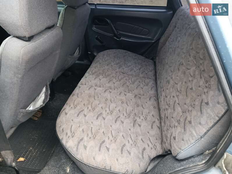 Седан ВАЗ / Lada 2115 Samara 2003 в Малині фото 4 Седан ВАЗ / Lada 2115 Samara 2003 в Малині