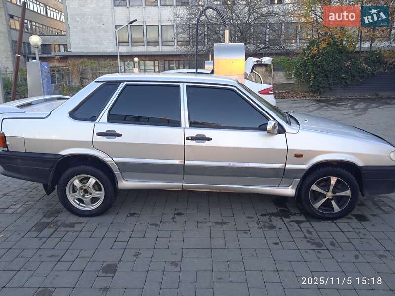 Седан ВАЗ / Lada 2115 Samara 2007 в Ужгороде