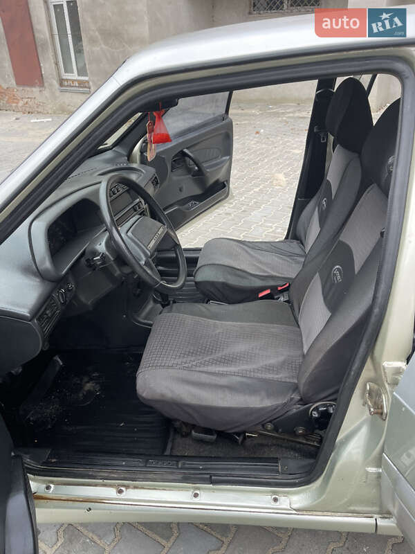 Седан ВАЗ / Lada 2115 Samara 2005 в Тернополі