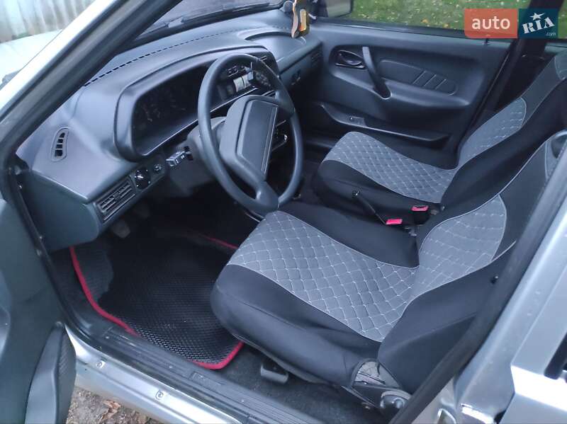 Седан ВАЗ / Lada 2115 Samara 2008 в Змиеве