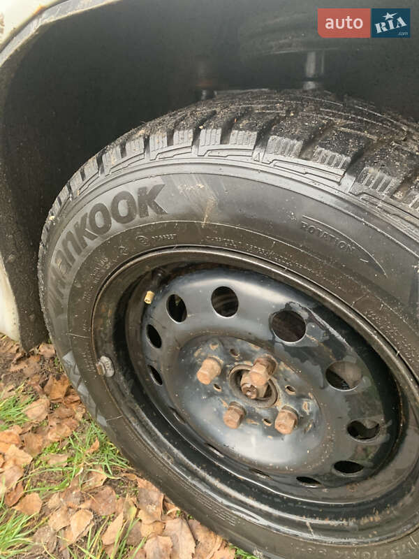 Седан ВАЗ / Lada 2115 Samara 2006 в Остроге