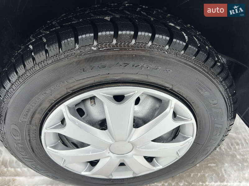 Седан ВАЗ / Lada 2115 Samara 2007 в Могилев-Подольске