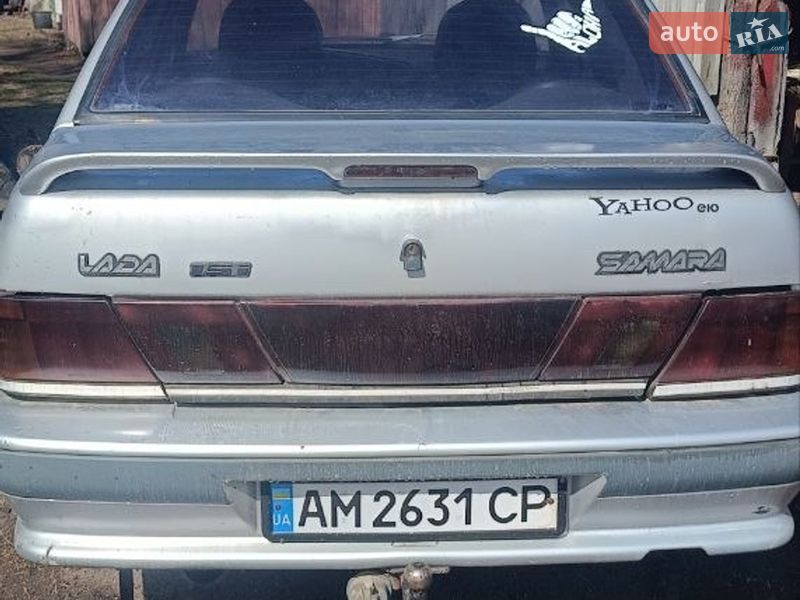 Седан ВАЗ / Lada 2115 Samara 2001 в Лугинах