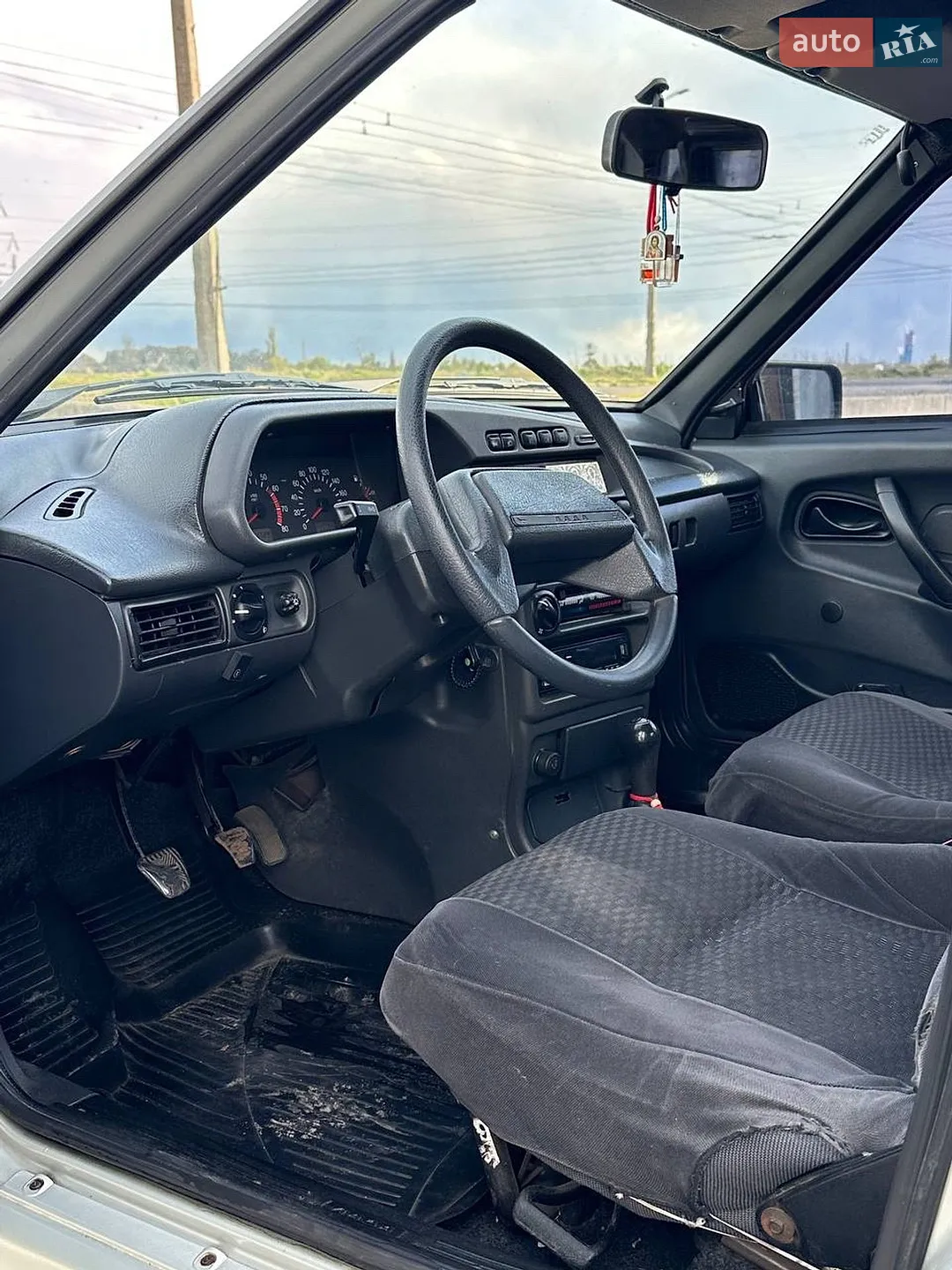 ВАЗ / Lada 2115 Samara 2005 VIN XTA21150053984482 фото оголошення 28 з 31