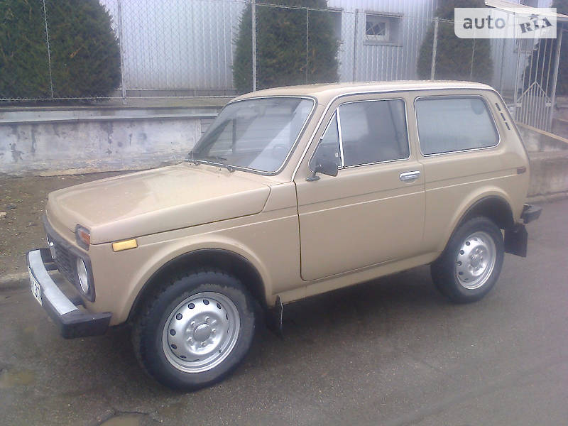 Внедорожник / Кроссовер ВАЗ / Lada 2121 Нива 1986 в Бердянске