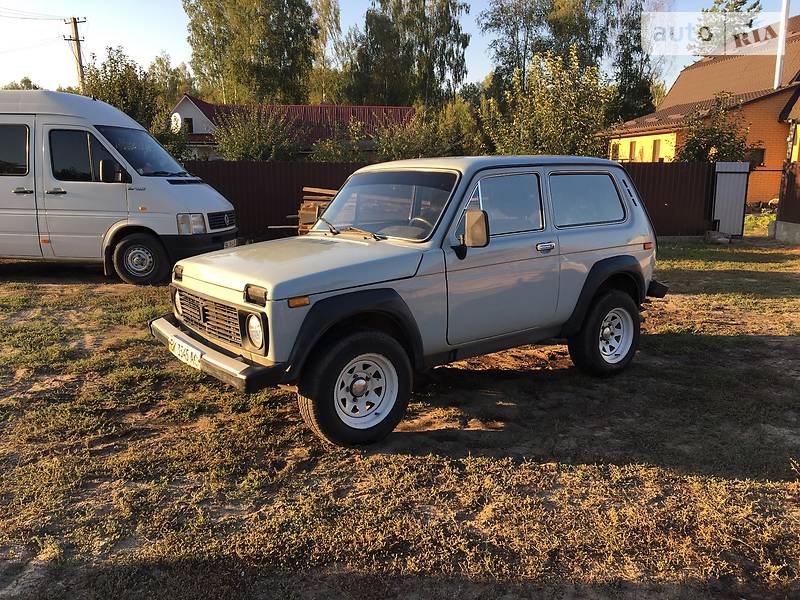 Внедорожник / Кроссовер ВАЗ / Lada 2121 Нива 1990 в Сарнах
