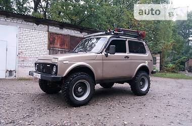 Внедорожник / Кроссовер ВАЗ / Lada 2121 Нива 1988 в Светловодске