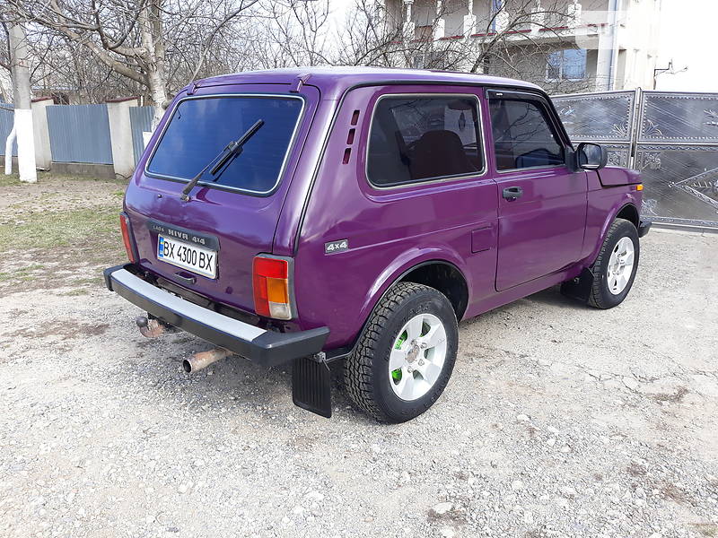 Позашляховик / Кросовер ВАЗ / Lada 2121 Нива 2001 в Кам'янець-Подільському