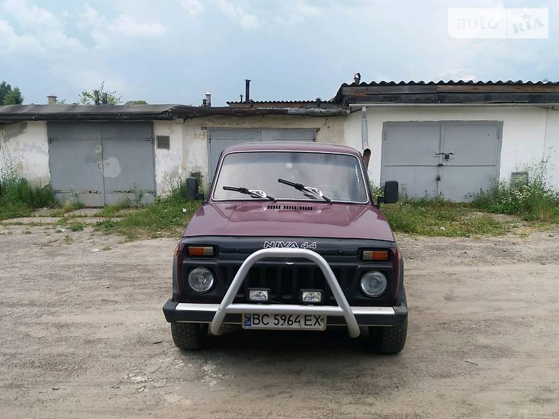 Позашляховик / Кросовер ВАЗ / Lada 2121 Нива 2003 в Львові