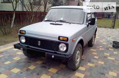 Седан ВАЗ / Lada 2121 Нива 1990 в Івано-Франківську