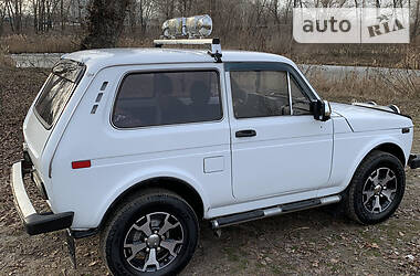 Внедорожник / Кроссовер ВАЗ / Lada 2121 Нива 1993 в Кременчуге